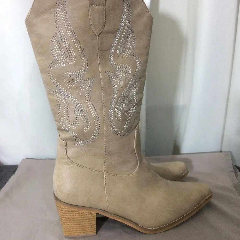 NEW Tan Cowboy Western Boots Embroidered Pointed Toe Faux Leather Size 8 - Picture 2 of 7